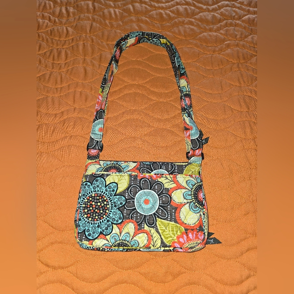 Floral Patterned Shoulder Bag - Picture 3 of 6